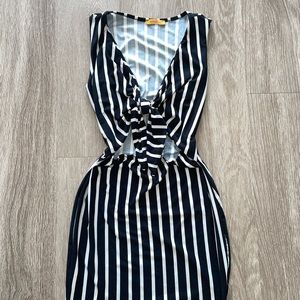 ❥ Black/White dress